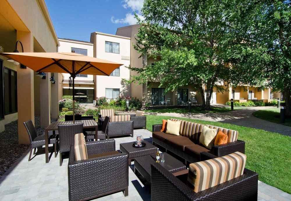 Courtyard Kansas City Overland Park/Metcalf, South Of College Boulevard Exterior photo