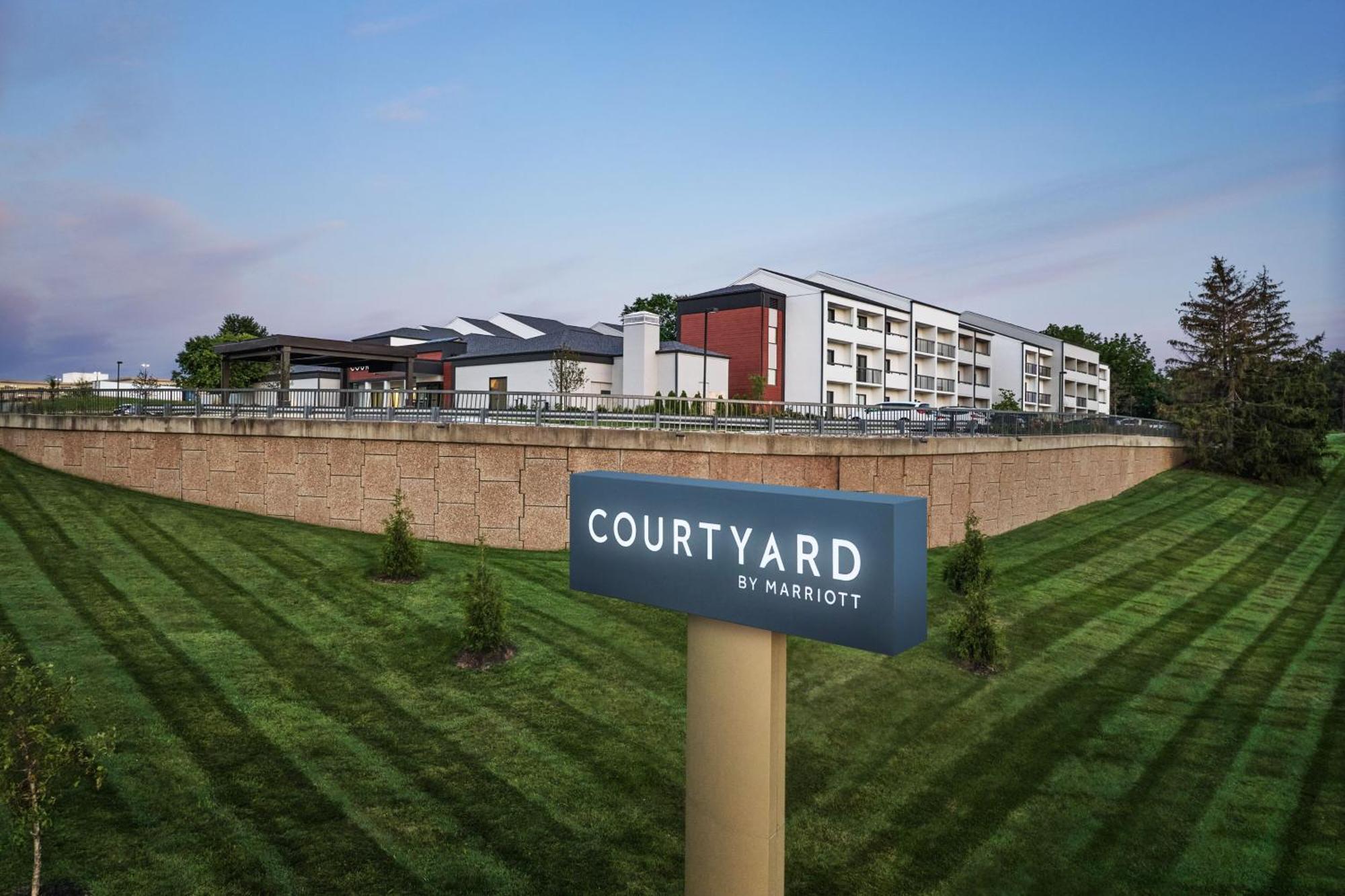 Courtyard Kansas City Overland Park/Metcalf, South Of College Boulevard Exterior photo